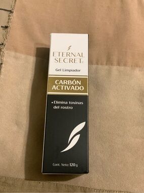 Eternal Secret Carbon Activado Gel limpiador Activated Charcoal Cleansing Gel